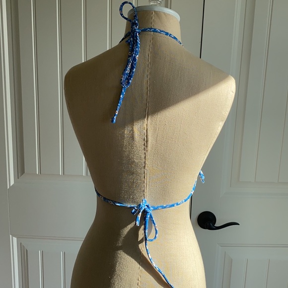 COPY - Floral Ruffle Triangle Halter Bikini Swimsuit - Picture 5 of 6